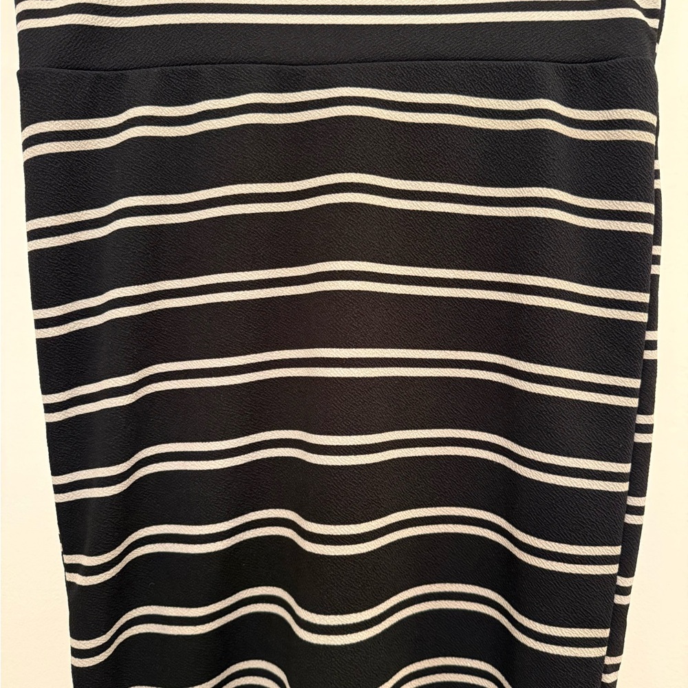 LuLaRoe Black and White Striped Pencil Skirt